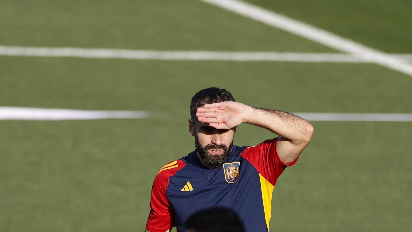 Carvajal durant l'entrenament de la Selecció